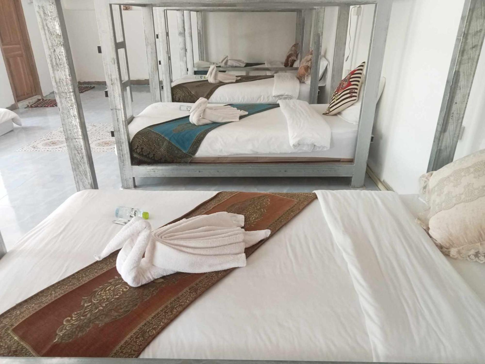 Appartamento Mekong Backpackers Muang Pakbèng Esterno foto