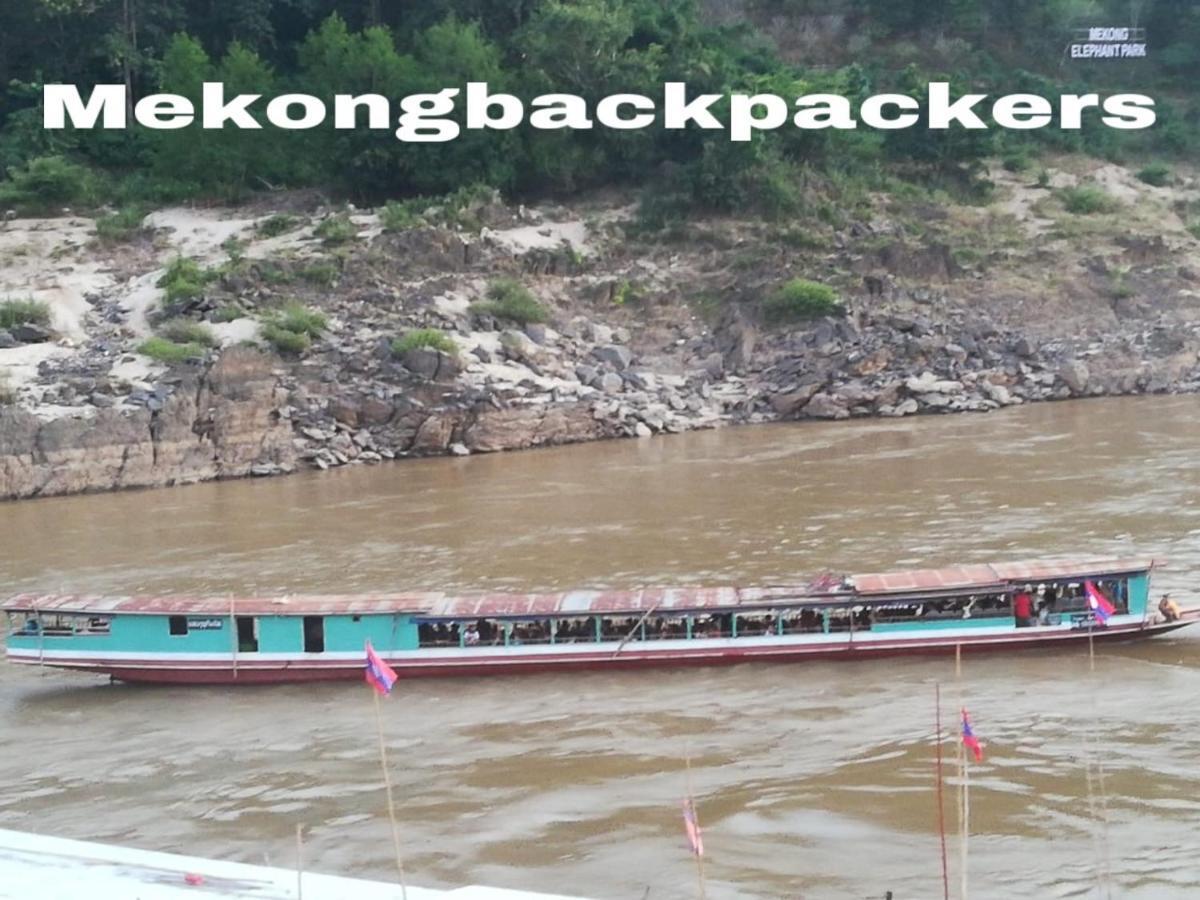 Appartamento Mekong Backpackers Muang Pakbèng Esterno foto