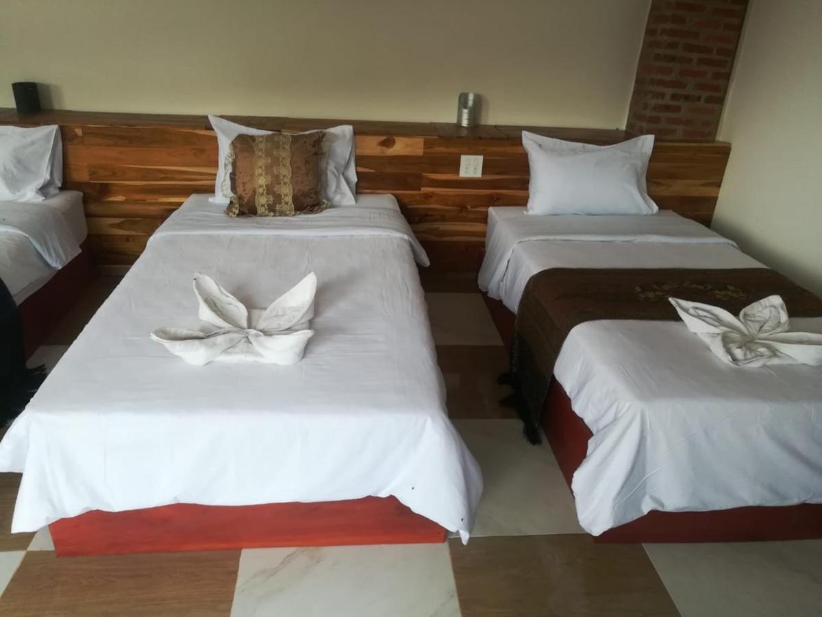 Appartamento Mekong Backpackers Muang Pakbèng Esterno foto
